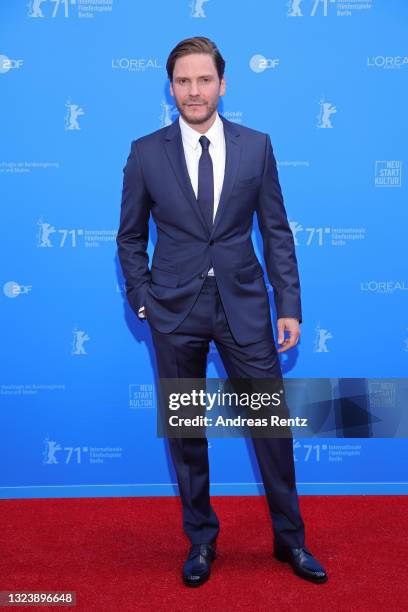 Daniel Bruehl attends the "Nebenan" premiere during the 71st Berlinale International Film Festival Summer Special at Freiluftkino Museumsinsel on...