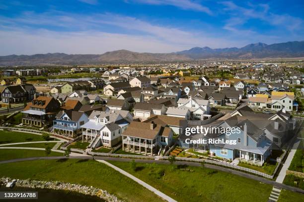 suburban housing development - utah house stock pictures, royalty-free photos & images