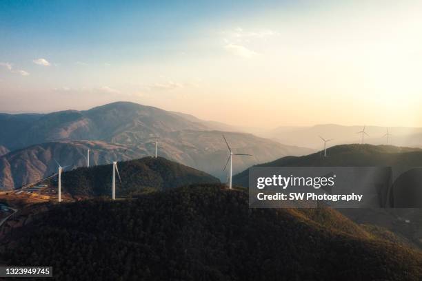 windfarm on the mountain in sichuan province, china - wind stock-fotos und bilder