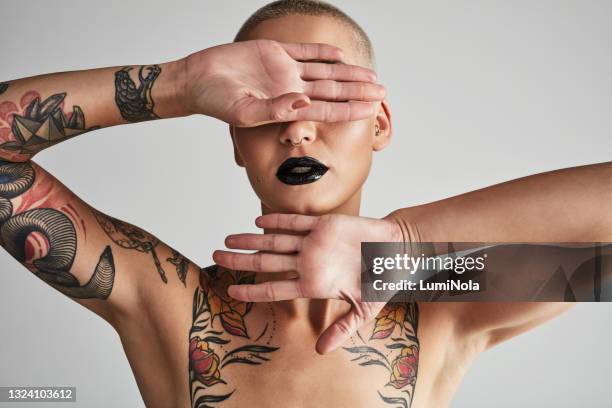 Women Nude With Tattoos 1.838 fotos e imágenes de Tattooed Women Nude - Getty Images