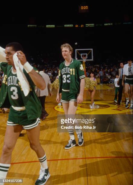 Boston Celtics Larry Bird leaves court after 1985 NBA Finals between Los Angeles Lakers and Boston Celtics, June 2, 1985 in Inglewood, California.