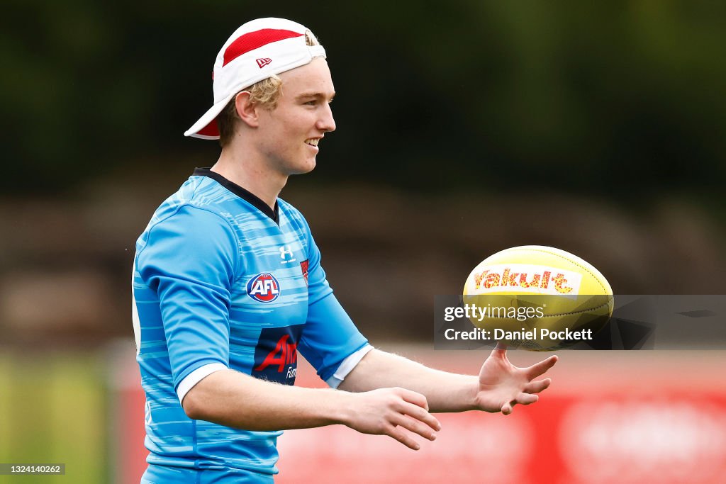 Essendon Bombers Training Session