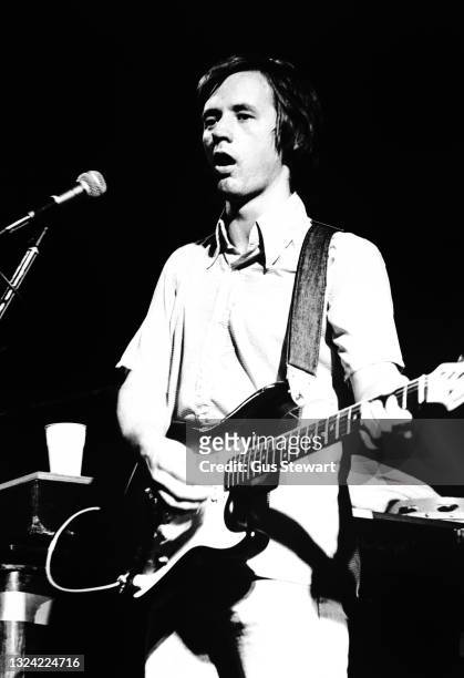 Andy Fairweather Low performs on stage in London, England, circa 1975.