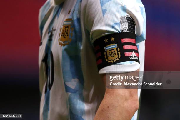 Detail of the captain's armband of Lionel Messi of Argentina during a group A match between Argentina and Chile as part of Conmebol Copa America...