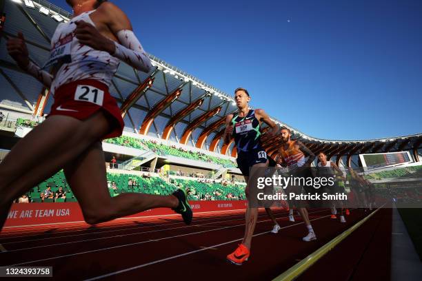 Galen Rupp runs in the Men's 10000 Meter final during day one of the 2020 U.S. Olympic Track & Field Team Trials at Hayward Field on June 18, 2021 in...