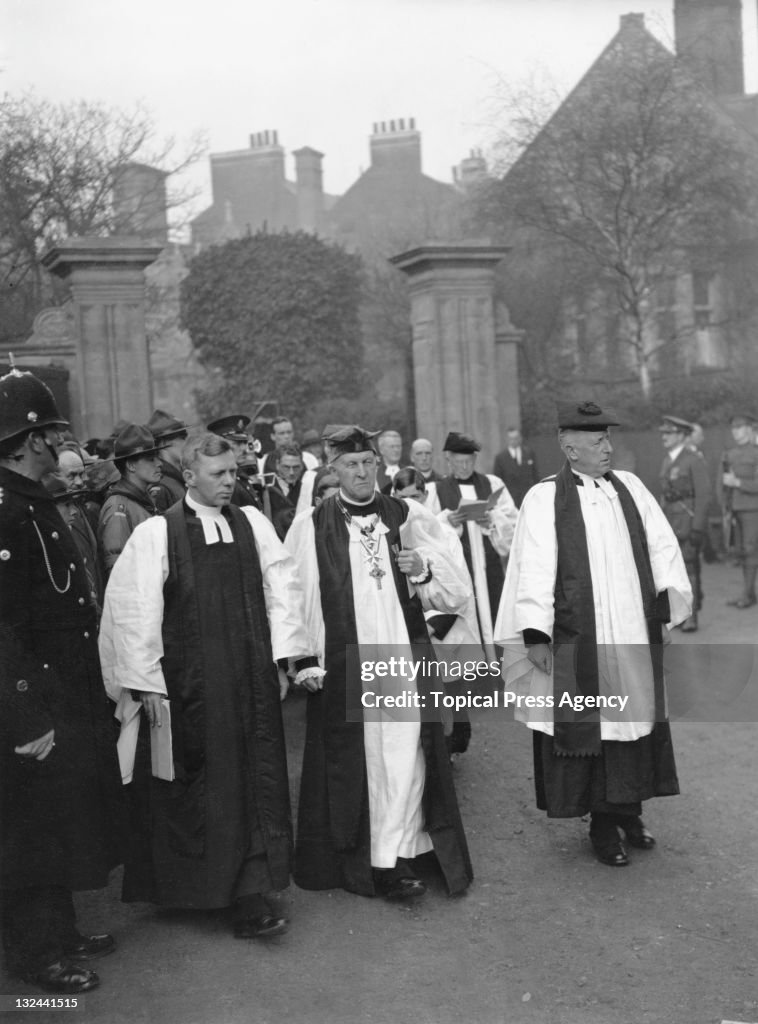 Lang Enthroned At Canterbury