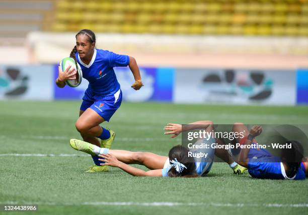 Saelua Leaula of Samoa Women's National Team in action during day two of the World Rugby Sevens Repechage match between Argentina and Samoa on June...