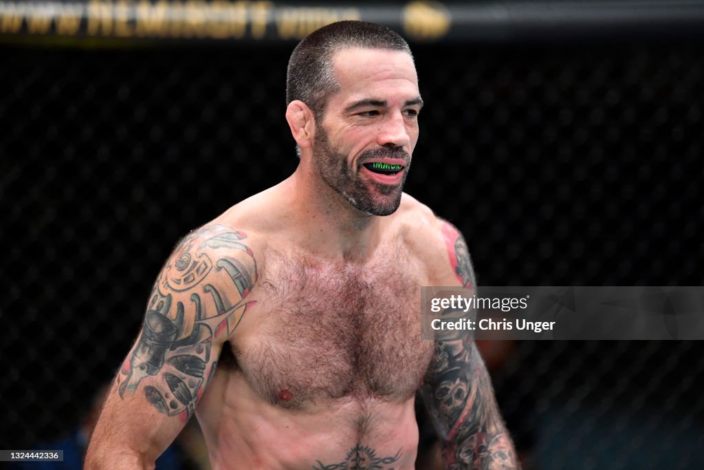 UFC Fight Night: Brown v Lima