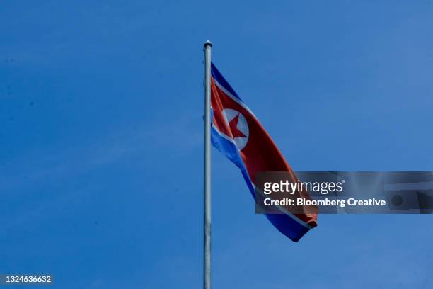 north korean flag - 韓国文化 個照片及圖片檔