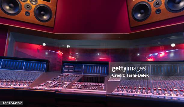 Audio Control Table Sound Table Photos and Premium High Res Pictures - Getty Images
