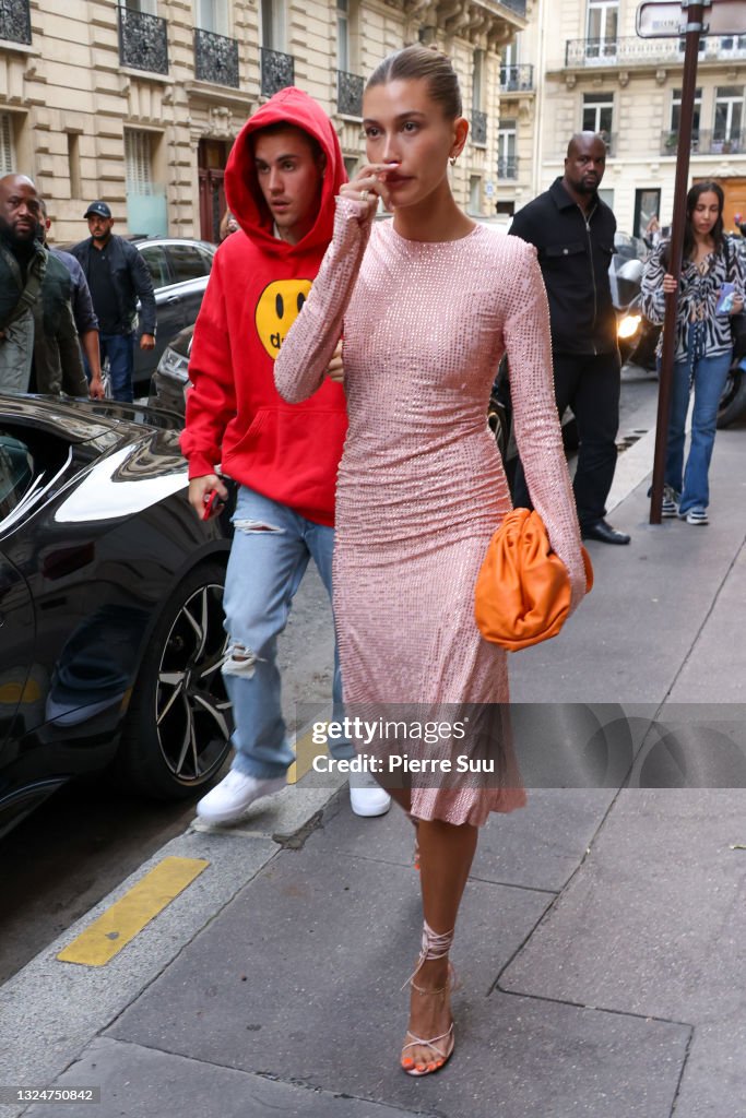 Justin Bieber And His Wife Hailey Baldwin Bieber Sighting In Paris