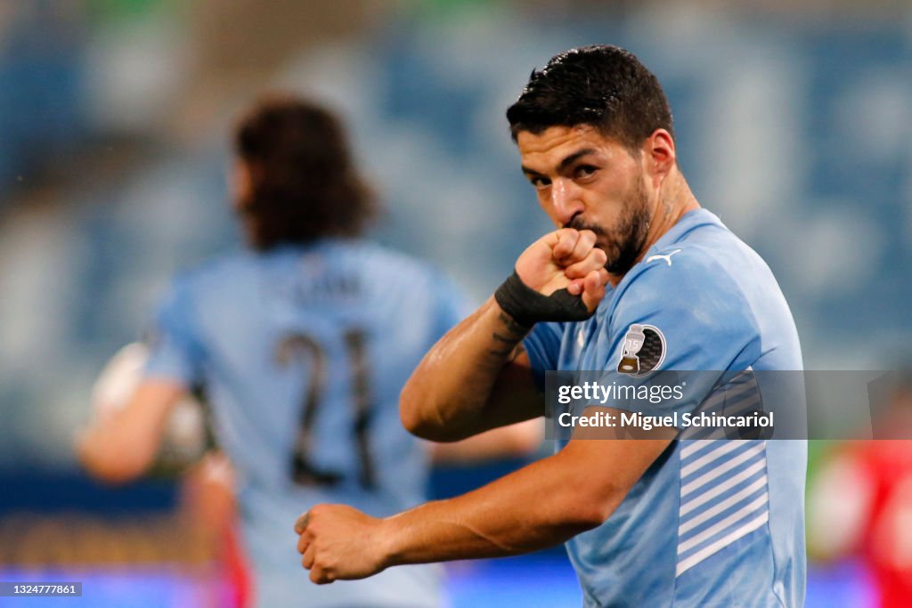 Uruguay v Chile: Group A - Copa America Brazil 2021