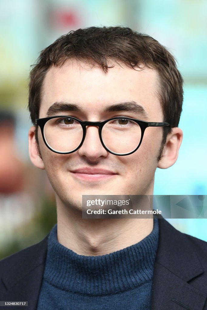 Game Of Thrones Iron Statue Launch - Photocall