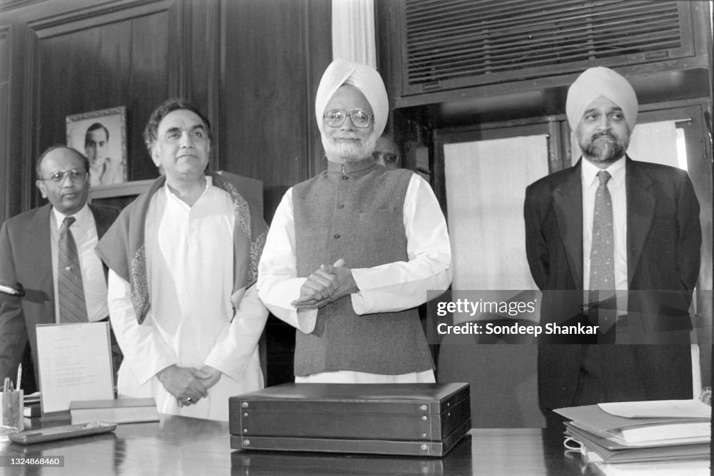 Finance Minister Manmohan Singh - Budget