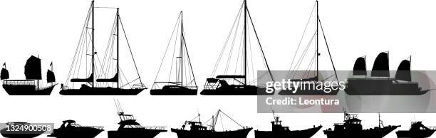 ilustraciones, imágenes clip art, dibujos animados e iconos de stock de siluetas de barco altamente detalladas - arrastrero