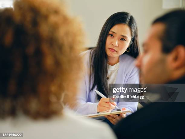 counseling session - married doctor stock pictures, royalty-free photos & images