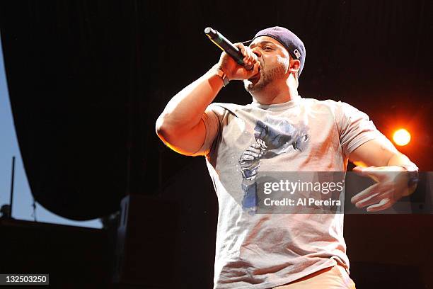 Prospect Rapper Rapper Joel Ortiz Photos and Premium High Res Pictures - Getty Images