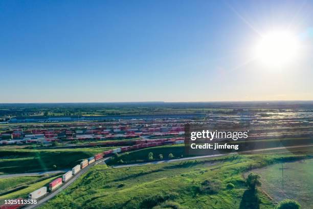 canadian pacific railway vaughan intermodal terminal in kleinburg, ontario, canada - rail freight stock pictures, royalty-free photos & images