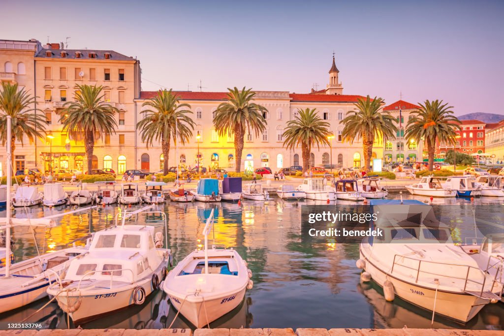 Frente al mar del centro de Split Croacia
