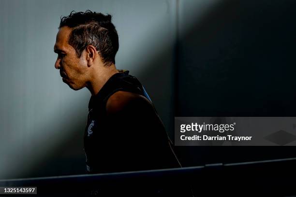 Eddie Betts of the Blues of the Blues walks out to take part in a Carlton Blues AFL training session at Ikon Park on June 24, 2021 in Melbourne,...