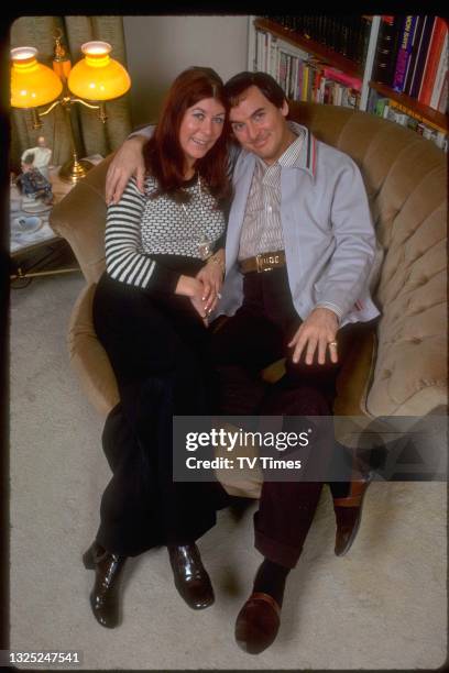 Bob Monkhouse Photos And Premium High Res Pictures Getty Images bob-monkhouse-photos-and-premium-high-res-pictures-getty-images
