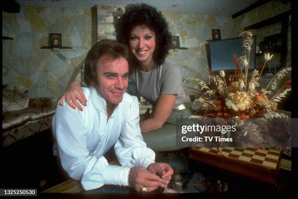 Comedian Freddie Starr at home with his wife Sandy, circa 1981.