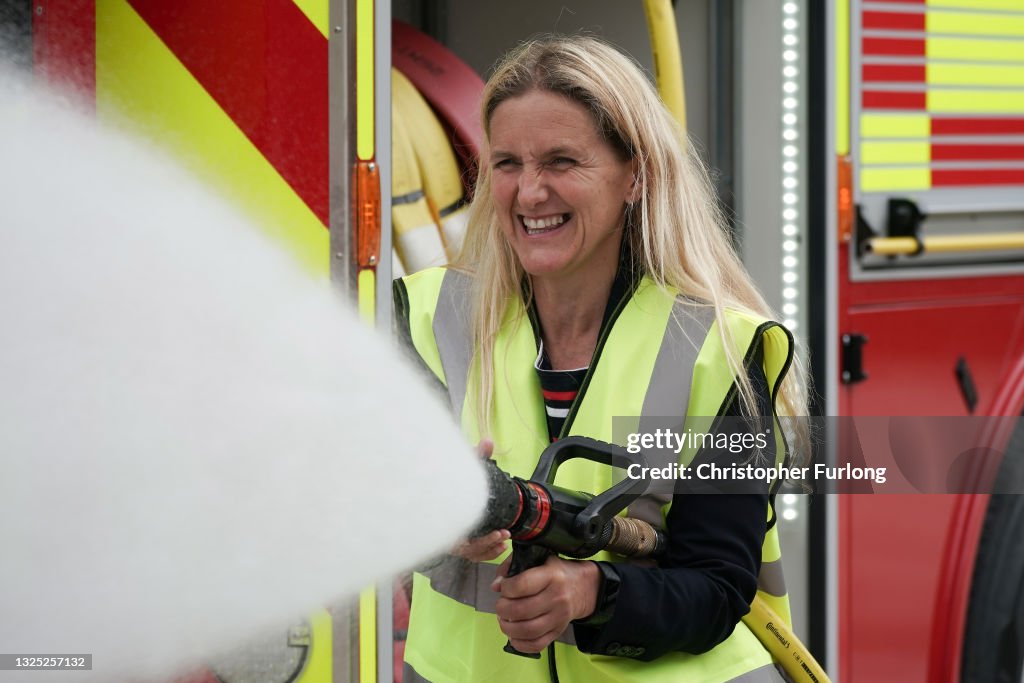 Kim Leadbeater Campaigns With Labour Shadow Chancellor Rachel Reeves