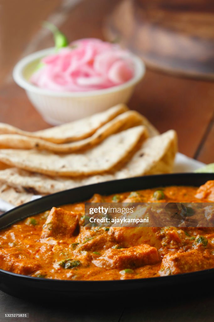 Grüne Erbsen oder Matar Paneer Curry