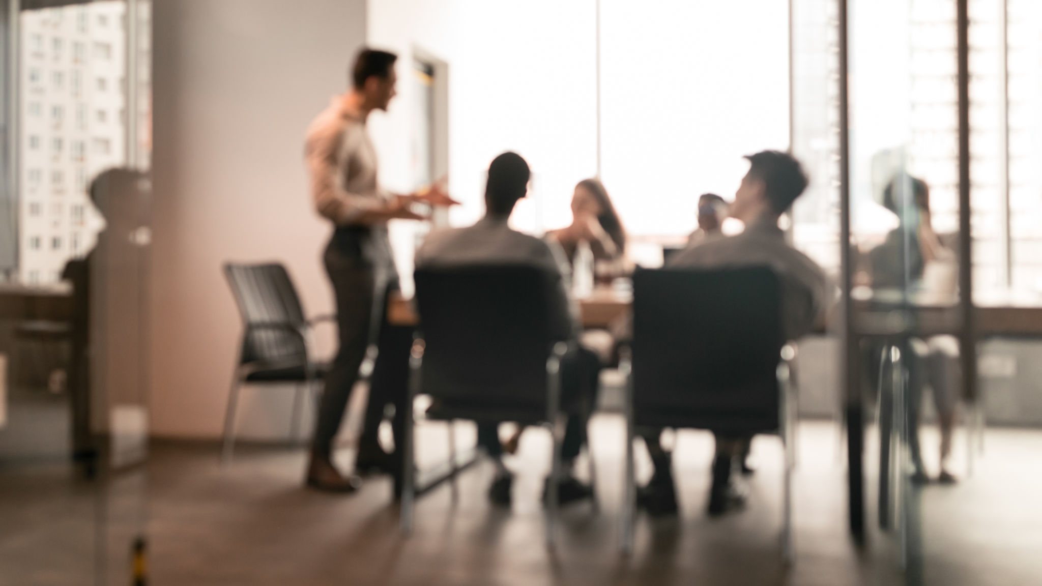 management consultant meeting