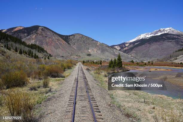 scenic view of mountains against clear blue sky,silverton,colorado,united states,usa - silverton colorado foto e immagini stock