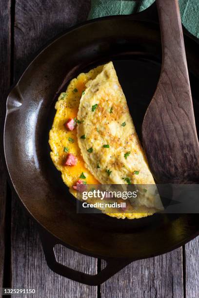 ham and cheese omelet - omelette stock pictures, royalty-free photos & images