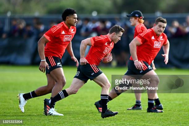Brad Weber runs through drills during a New Zealand All Blacks training session at Bruce Pulman Park on June 25, 2021 in Auckland, New Zealand.