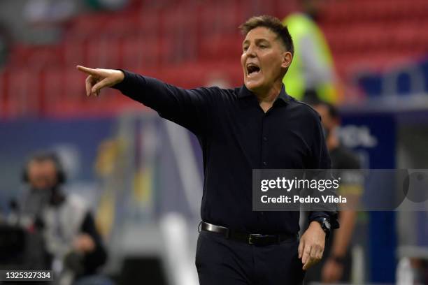 Eduardo Berizzo head coach of Paraguay reacts during a Group A match between Chile and Paraguay as part of Copa America Brazil 2021 at Mane Garrincha...