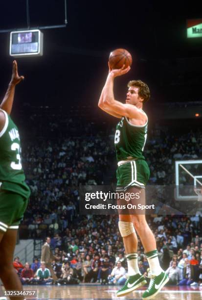 Dave Cowens of the Boston Celtics shoots against the Baltimore Bullets during an NBA basketball game circa 1980 at the Capital Centre in Landover,...