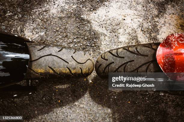 two bikes in front of each other - traffic accident stock pictures, royalty-free photos & images