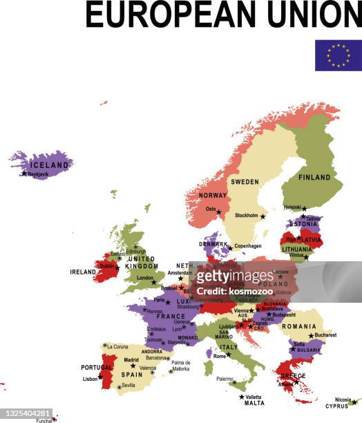 europäische union bunte flache karte mit flagge - european union flag stock-grafiken, -clipart, -cartoons und -symbole