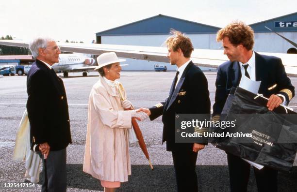 Air Albatros, Fernsehserie, Deutschland 1993, Darsteller: Lukas Ammann, Xenia Pförtner, Pal Macsai, Wolf Roth(.