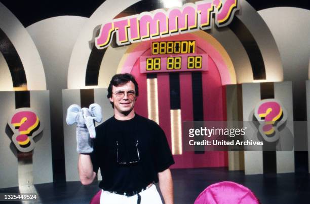 Stimmt's?, Fernsehshow, Deutschland 1988 - 1990, Moderator: Wolfgang Lippert mit Handpuppe(.