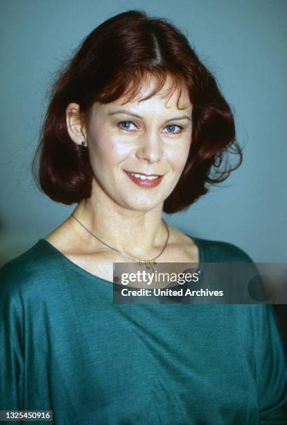 Unter uns, Fernsehserie, Deutschland seit 1994, Darsteller: Petra Blossey(.