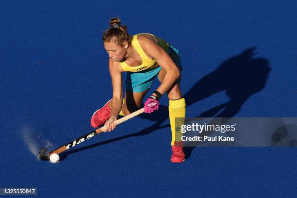 Kaitlin Nobbs of the Hockeyroos pass the ball during the FIH Pro League match between the Australian Hockeyroos and the New Zealand Black Sticks at...