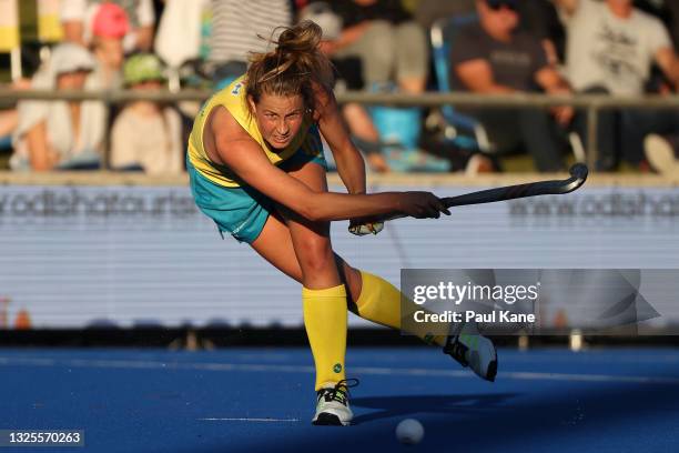 Madison Fitzpatrick of the Hockeyroos passes the ball during the FIH Pro League match between the Australian Hockeyroos and the New Zealand Black...