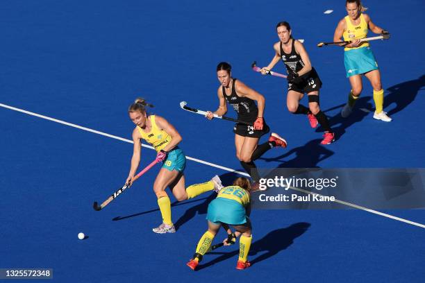 Jane Claxton of the Hockeyroos in action during the FIH Pro League match between the Australian Hockeyroos and the New Zealand Black Sticks at Perth...