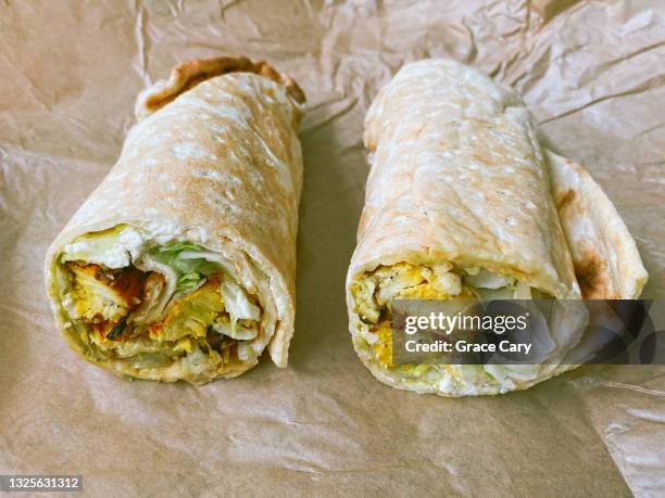 persian chicken sandwich - flat bread stock pictures, royalty-free photos & images