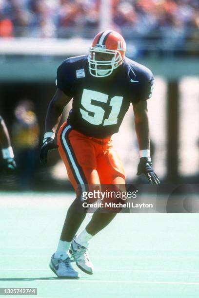 Kevin Hardy of the Illinois Fighting Illini in position during a college football game against the East Carolina Pirates at Memorial Stadium on...