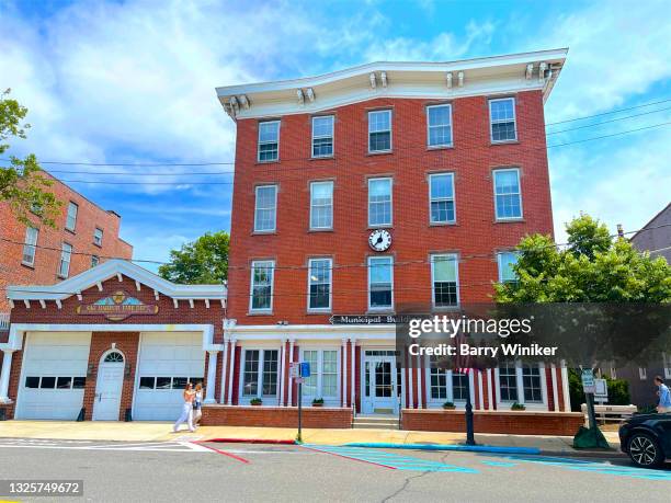Small Main Building 47 Small Town Municipal Building Stock Photos, High-Res Pictures, and ...