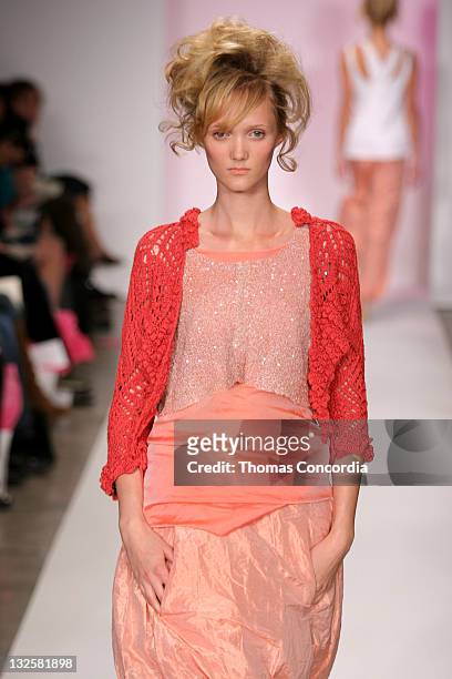 Model wearing Paul Hardy Spring 2005 Collection during Mercedes-Benz Spring 2005 Fashion Week at Smashbox Studios - Paul Hardy - Runway at Smashbox...