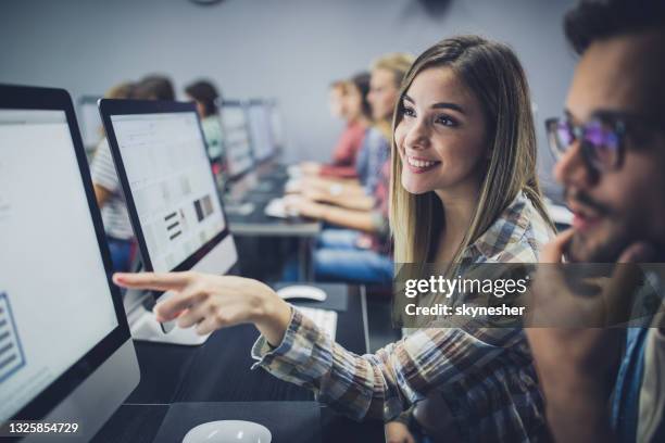 Student Using Shared Desktop Computer College Student Computer Screen Photos and Premium High Res Pictures ...