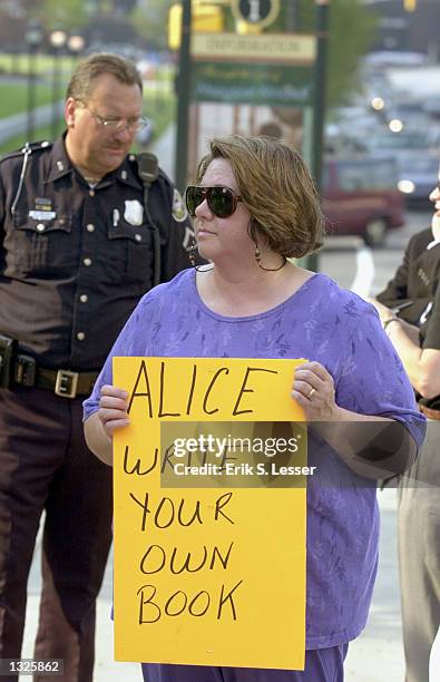 Alice Randy 53 Gone With The Wind Book Stock Photos, High-Res Pictures, and Images ...
