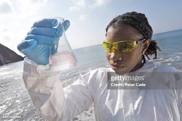testing sea water - marine biologist stock pictures, royalty-free photos & images