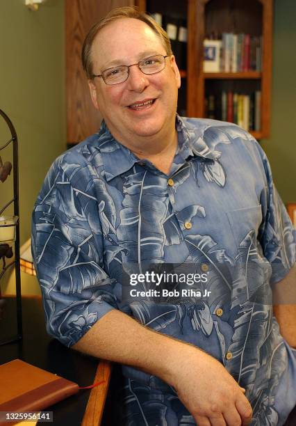 Pastor Rick Warren, Saddleback Community Church, June 2, 2003 in Lake Forest, California.